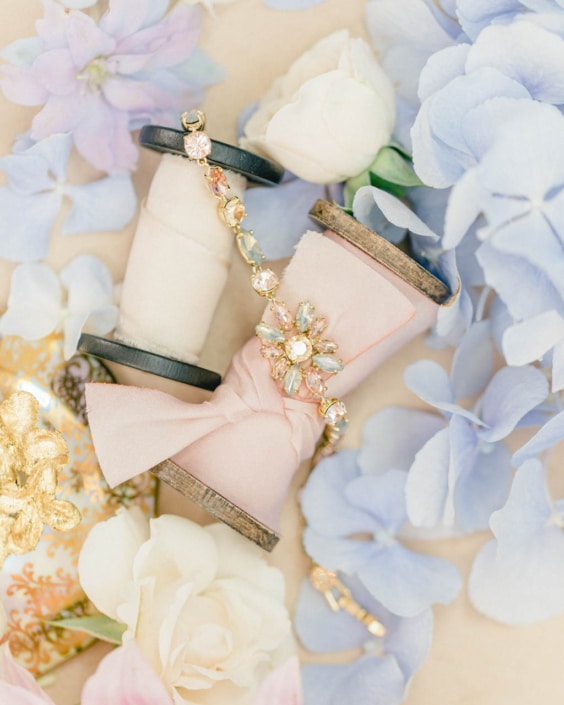 Brautschmuck mit Blumen
